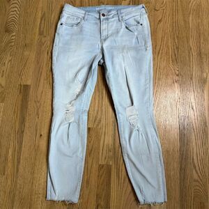 Old Navy Rockstar Mid-Rise Skinny Distressed Light Wash Jeans Size 12
